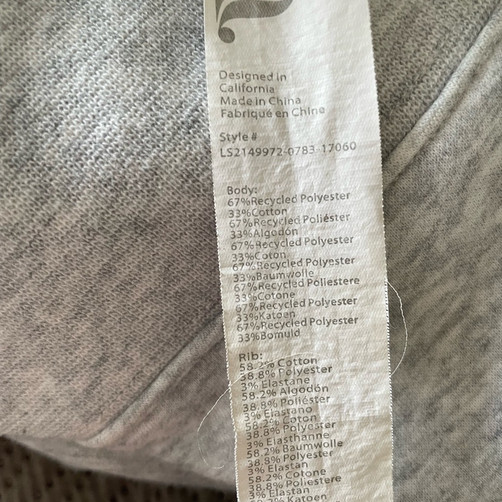 Fabletics Go-To-Halfzip - Picture 9 of 9